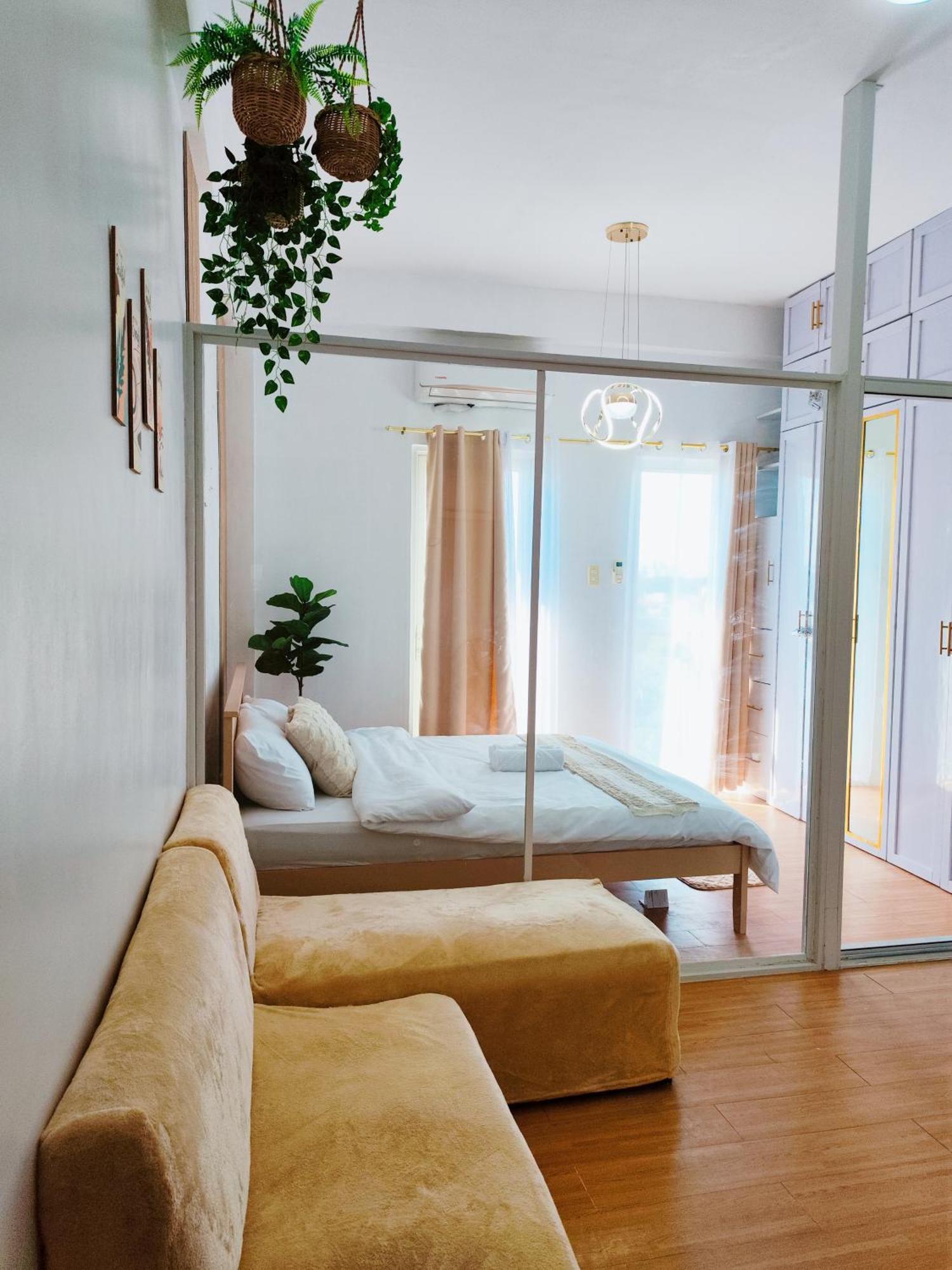 Paradise Realm Condotel Paranaque City Экстерьер фото
